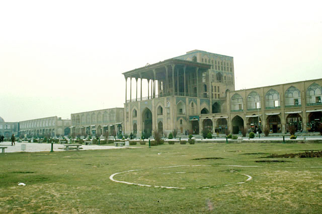 ‛Ali Qapu (MEGT) in Isfahan
