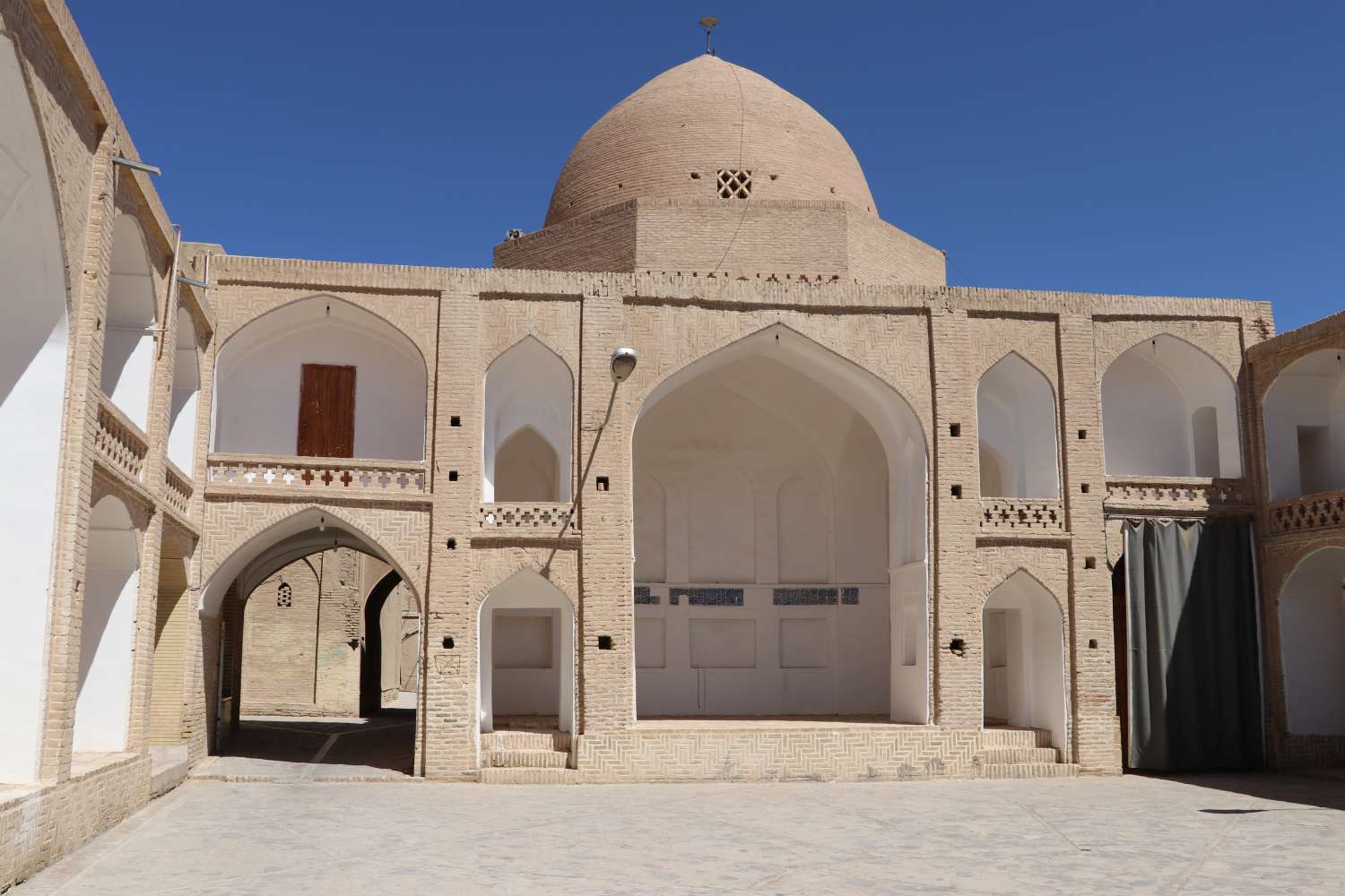 Husayniyah-i Bab al-Masjid in Na'in