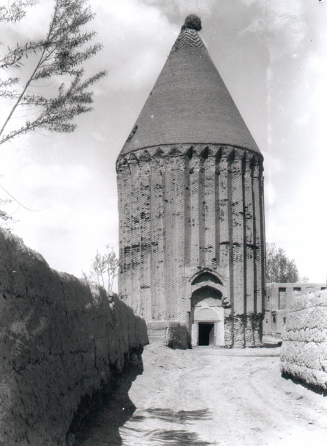 Gunbad-i 'Ala al-Din in Varamin