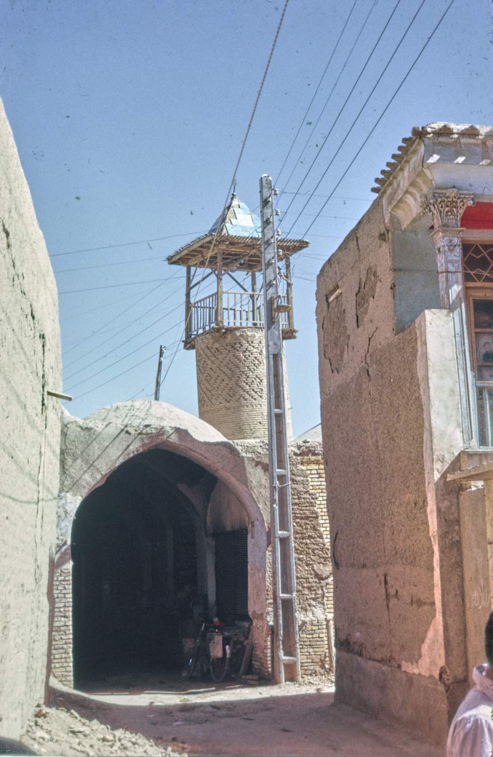 Masjid-i Pa-Guldasta in Isfahan