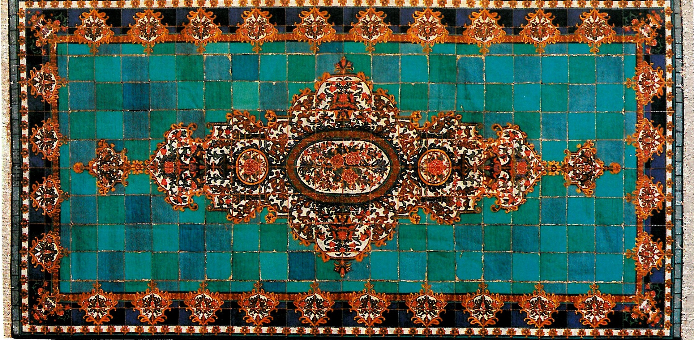 نقش و رنگ معماری در فرش
