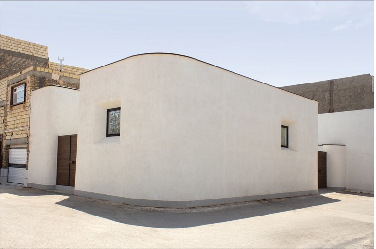 خانه‌ای برای یک زن