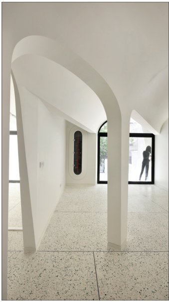 Kamaan Khaneh in Tehran
