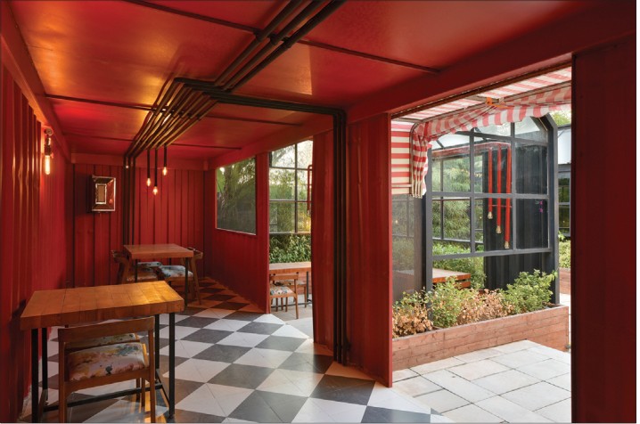 Kuper Cafe Restaurant in Mazandaran