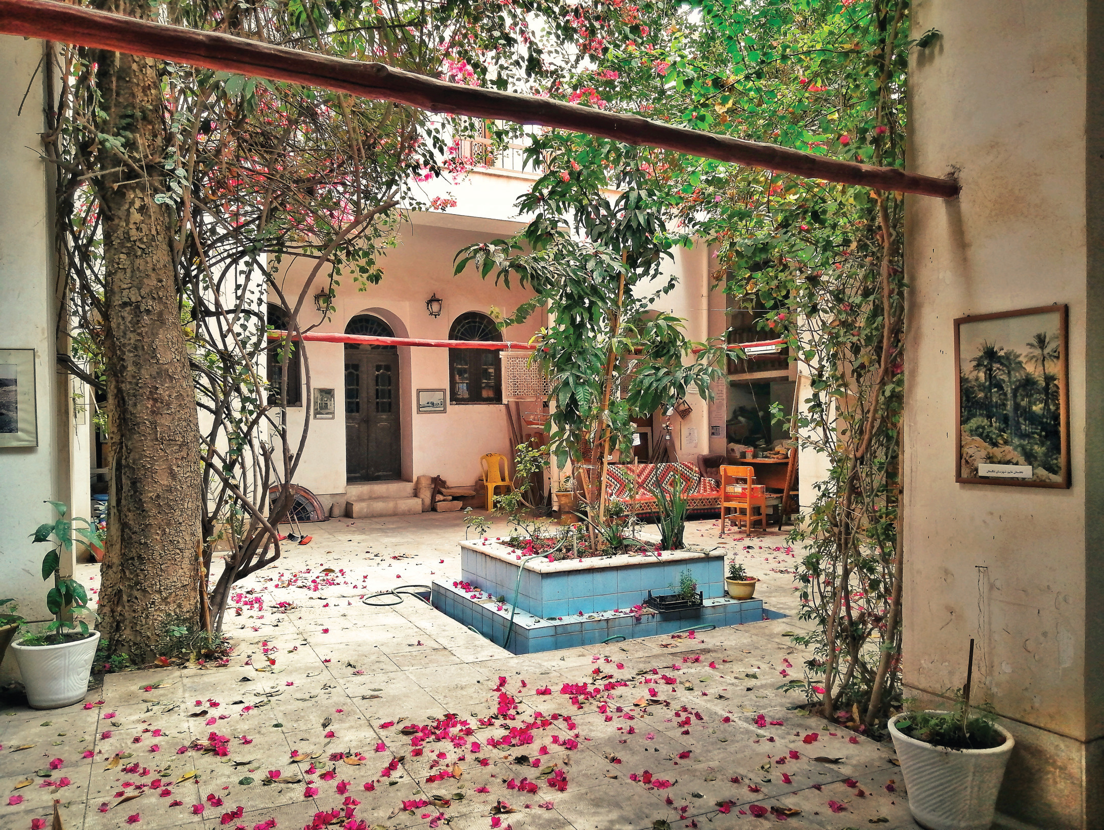 Golshan Edifice