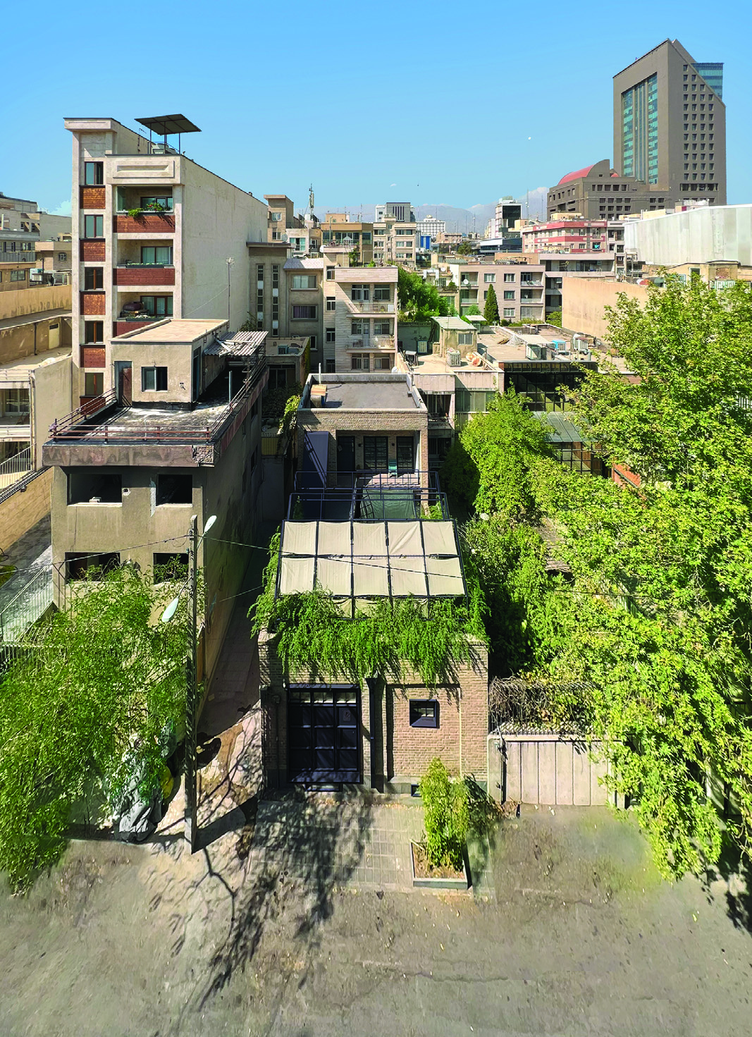 ویلانیا، تهران