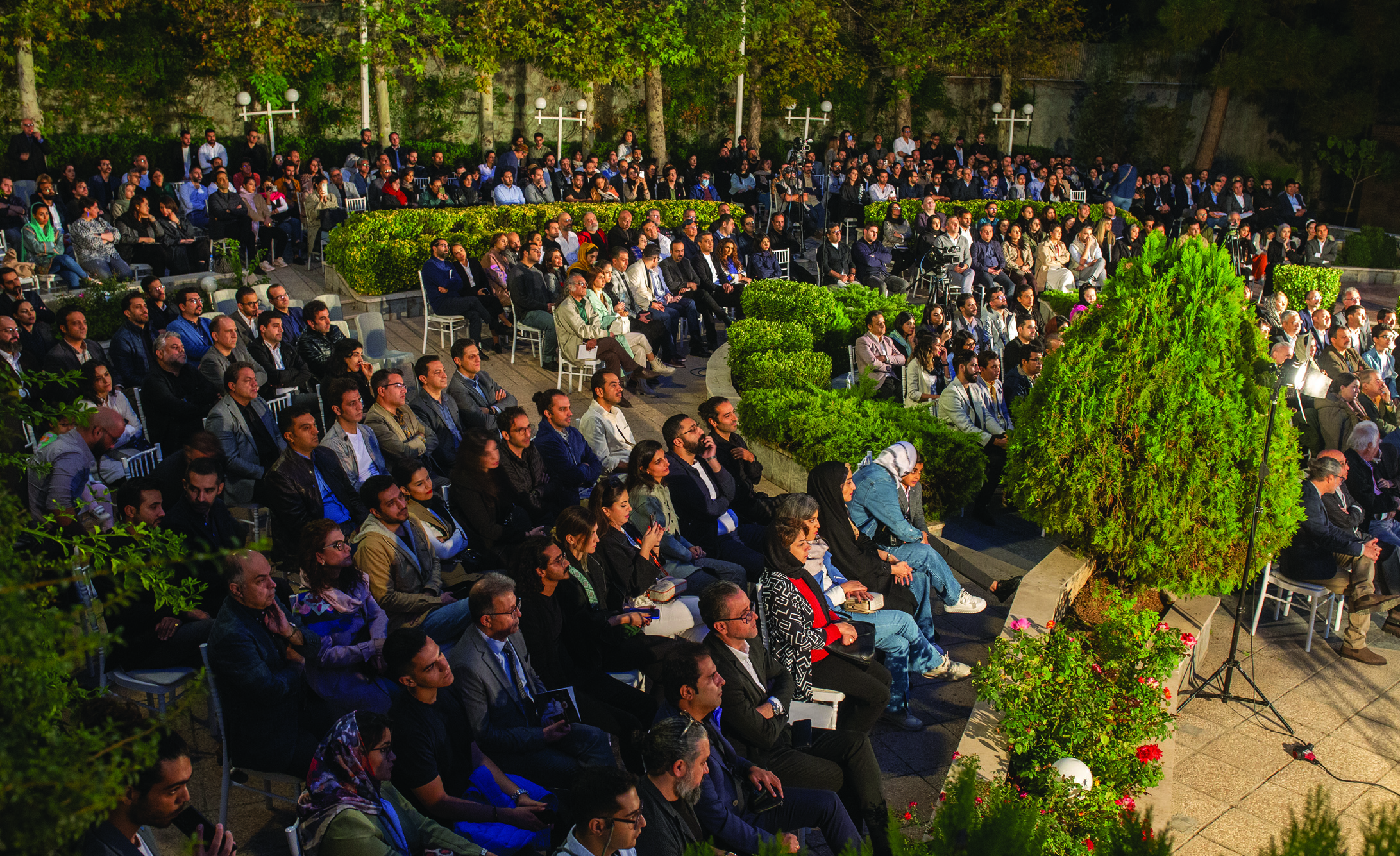 Audience at the 23rd Memar Award ceremony in the garden venue