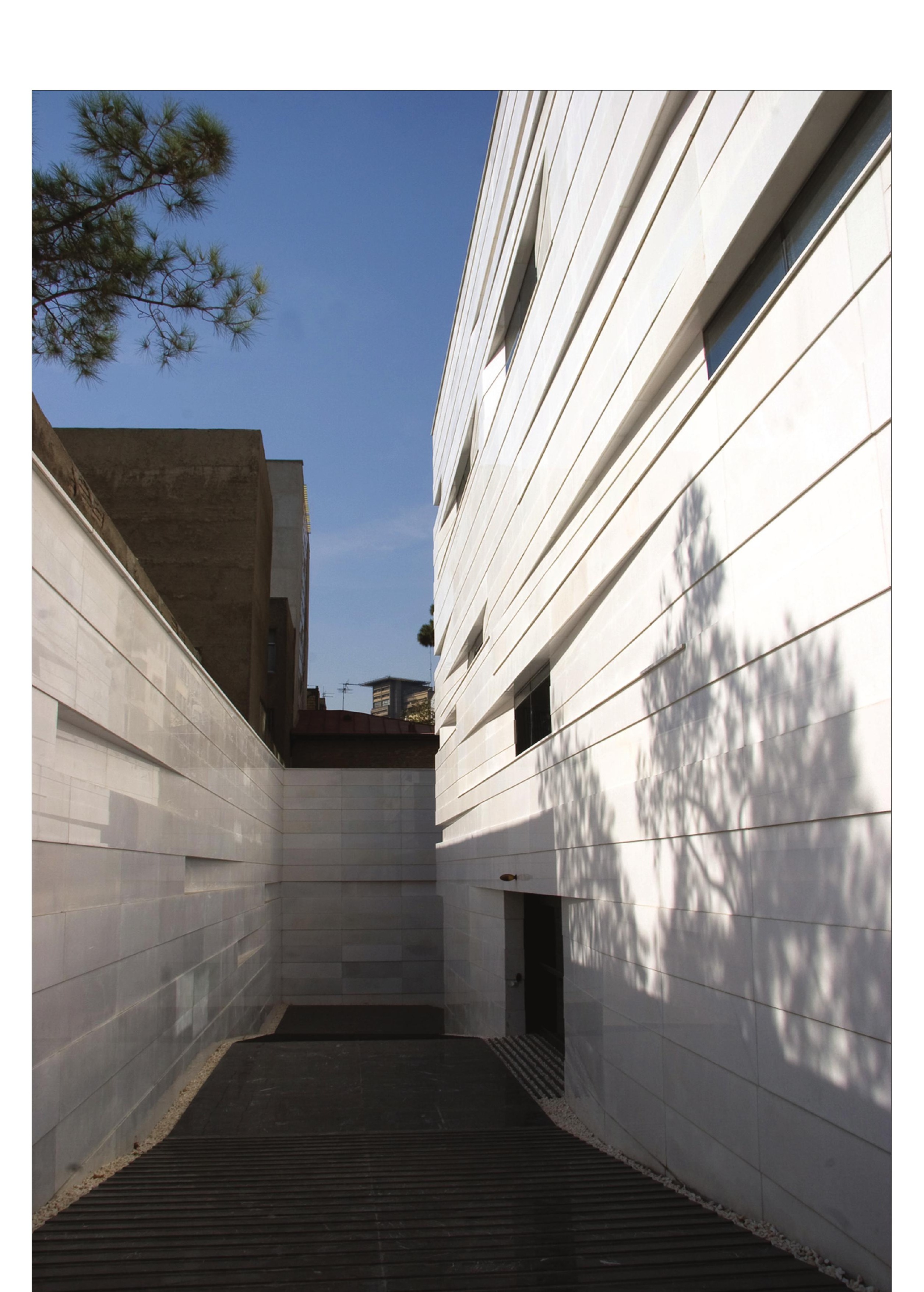 Valiasr Commercial-Office Building — Public Buildings First Place