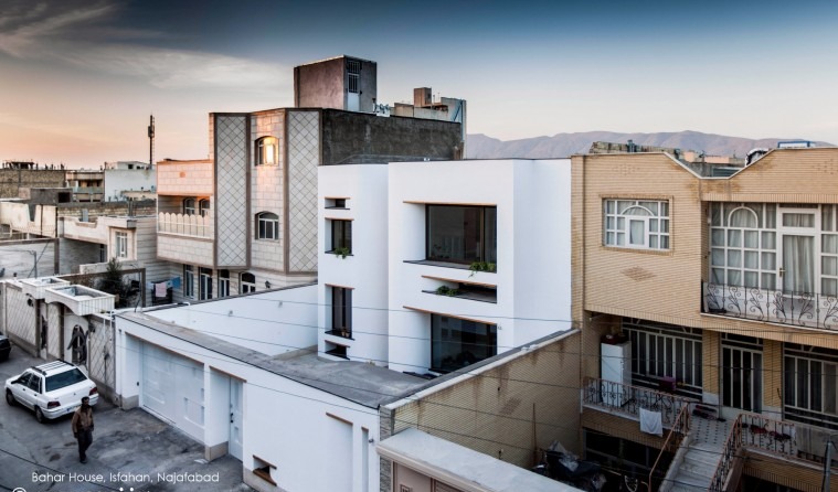 Bahar House in Najafabad