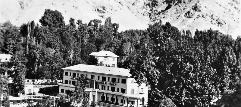 Darband hotel and eight villas in Darband