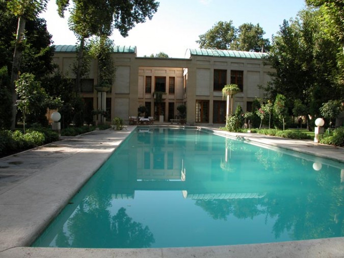 Dezashib House in Tehran