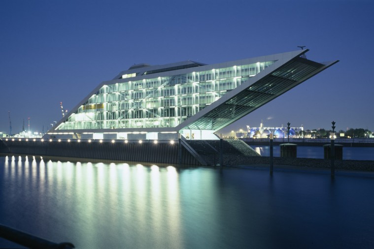 Dockland office building in Berlin