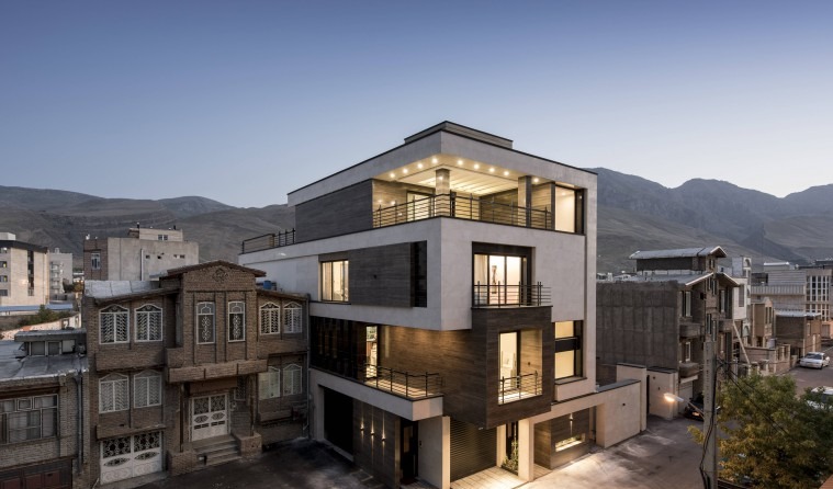 House No.20 in Maku