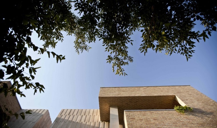 House No.7 Najafabad