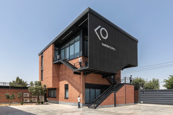 Ivan Pelleh (Karya Polymer Office)