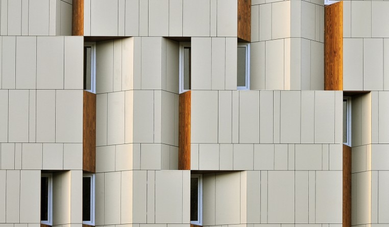 Lamkadeh Furniture Building in Tehran