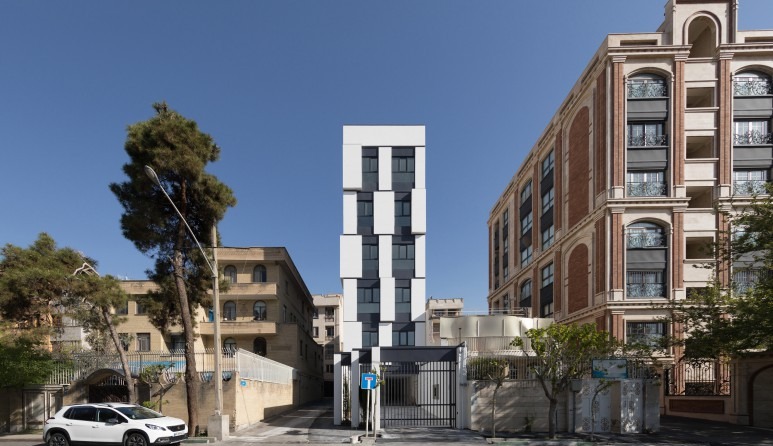 Paeiz 5 residential building in Tehran