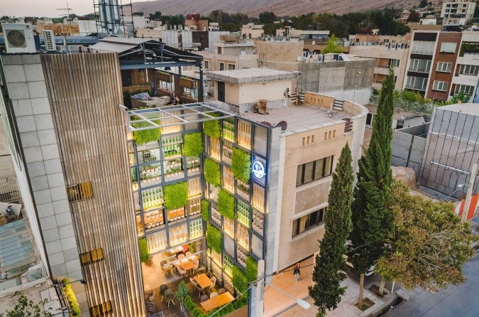 Vardaneh food complex in Shiraz
